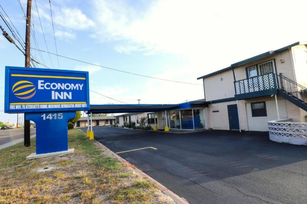 Economy Inn Kingsville Eksteriør billede