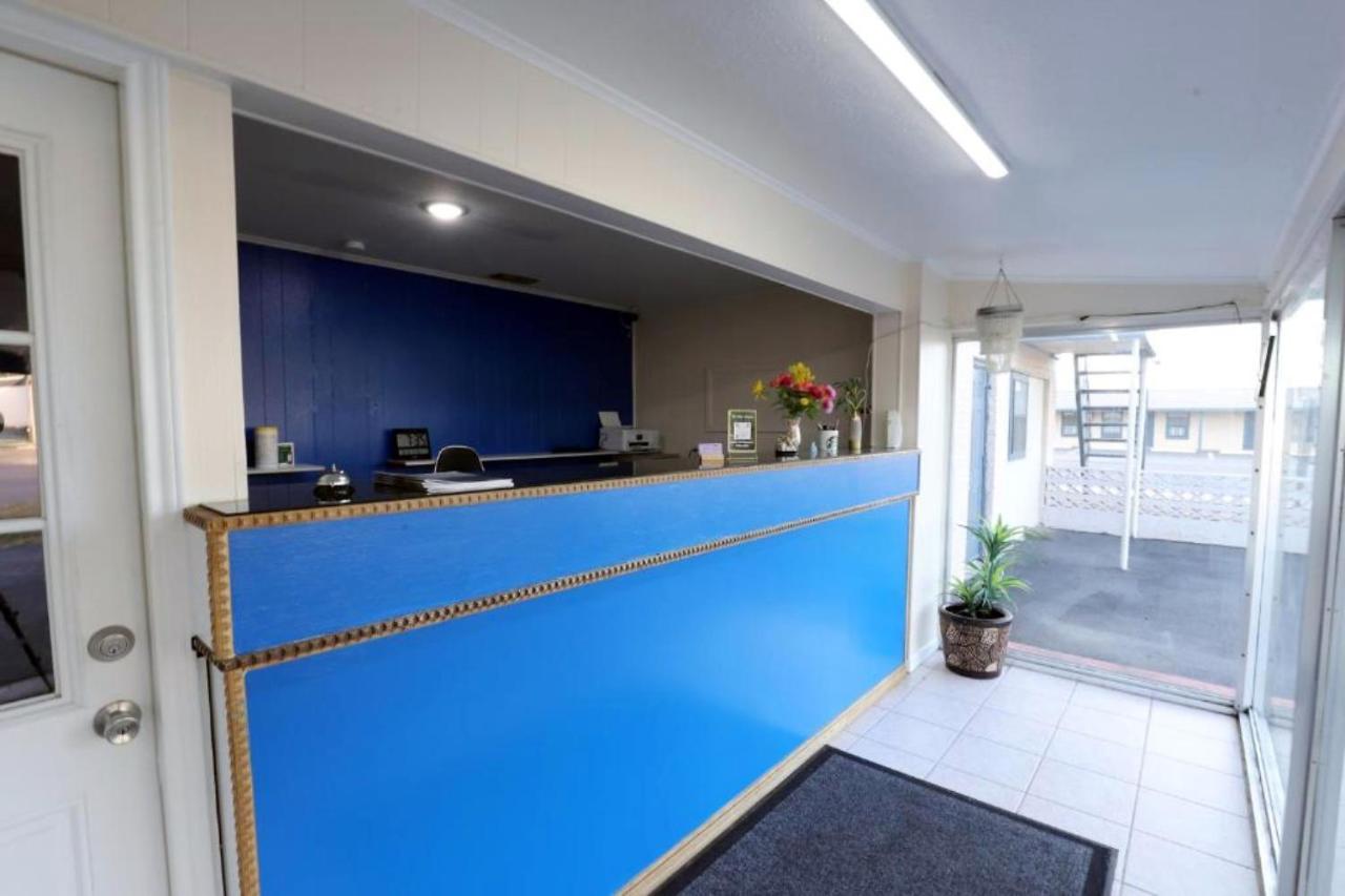 Economy Inn Kingsville Eksteriør billede