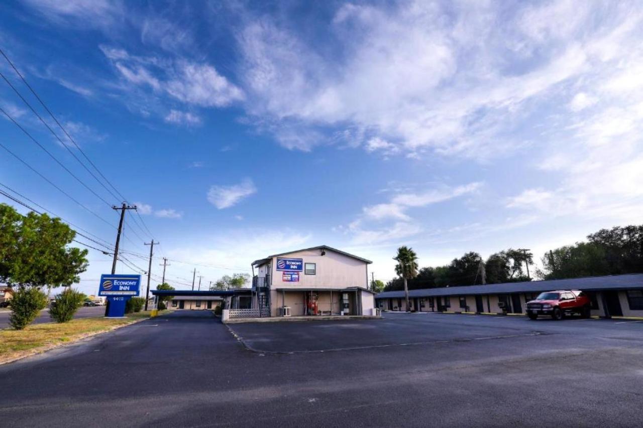 Economy Inn Kingsville Eksteriør billede